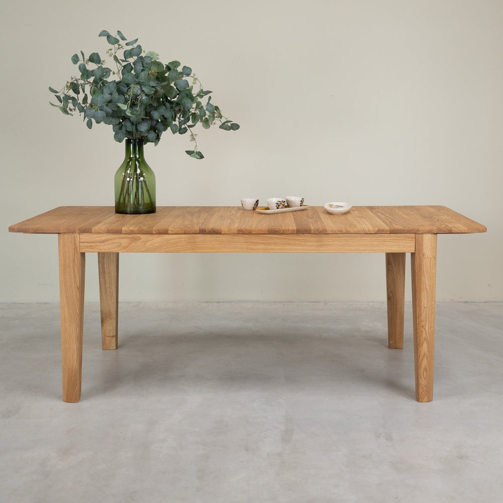 Table à manger rectangulaire extensible en bois massif de chêne Kodama - NordicStory