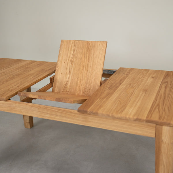 Table à manger rectangulaire extensible en bois massif de chêne Kodama - VESKOR