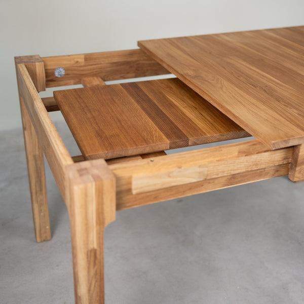 Table à manger extensible en bois massif de chêne Marsi - NordicStory