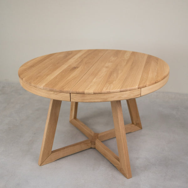 Table à manger en bois massif de chêne durable Valence