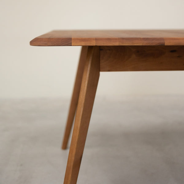 Table à manger extensible en noyer massif