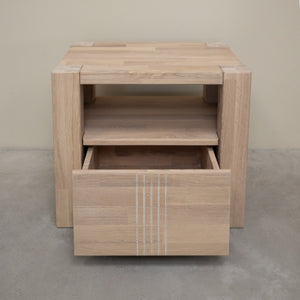 Table de chevet en bois massif de chêne Valence – NordicStory