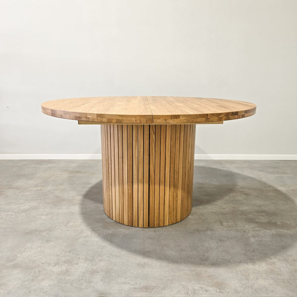 Table à manger ronde extensible en bois massif de chêne Roma - 135-235 x 135 x 75 cm - VESKOR