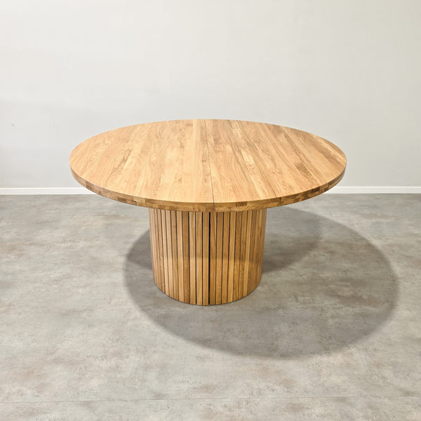 Table à manger ronde extensible en bois massif de chêne Roma - 135-235 x 135 x 75 cm - VESKOR