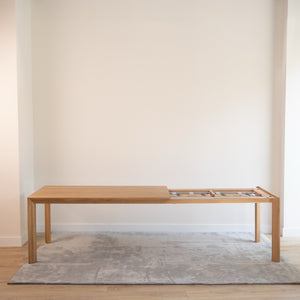 Table à manger extensible en bois massif Dita Veskor