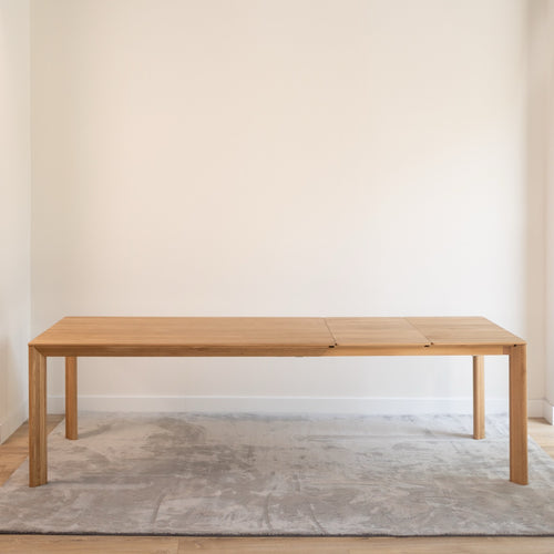 Table à manger extensible en bois massif Dita Veskor