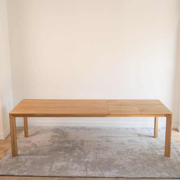 Table à manger extensible en bois massif Dita Veskor