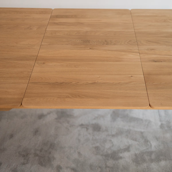 Table à manger extensible en bois massif Dita Veskor