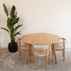 Table à manger ronde extensible en bois massif Saga Veskor
