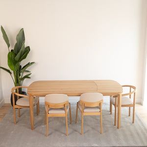 Table à manger extensible en bois massif de chêne Ikona Veskor