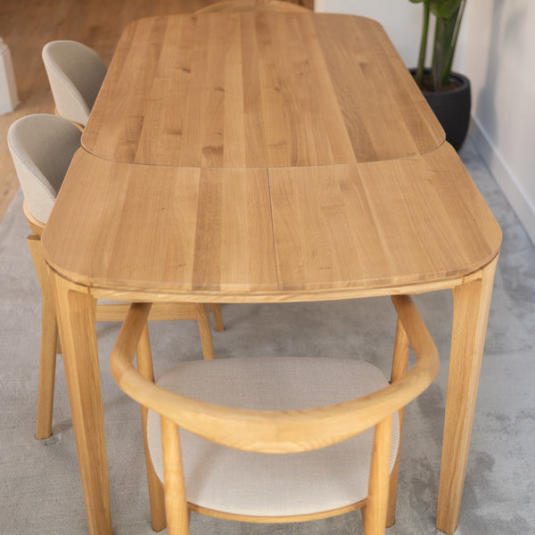 Table à manger extensible en bois massif de chêne Ikona Veskor