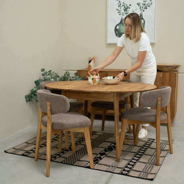 Chaise en bois massif de chêne Claus, revêtement Gris/Marron - Lot de 2 ou 4 chaises - VESKOR