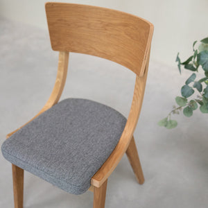 Chaise en bois massif de chêne Lucas, revêtement Gris/Beige - Lot de 2 ou 4 chaises - VESKOR