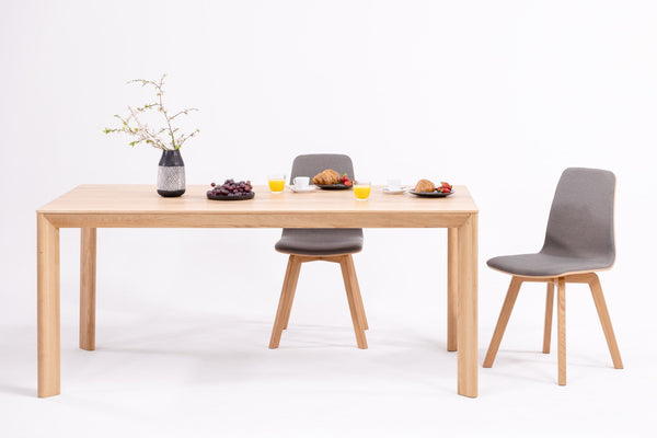 Table à manger extensible en bois massif DITA - KARPIS