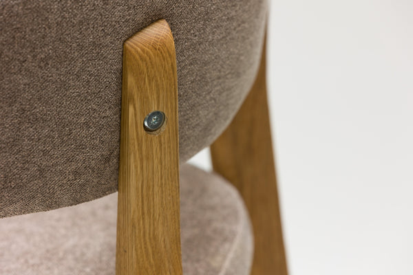 Chaise en bois massif de chêne Claus, revêtement Gris/Marron - Lot de 2 ou 4 chaises - VESKOR