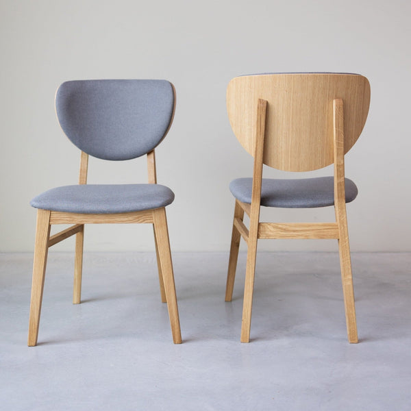Chaise en bois massif de chêne Nova