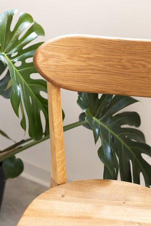 Chaise de salle à manger en bois massif de chêne Isku – Lot de 2 ou 4 chaises - NordicStory