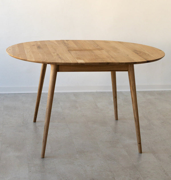 Table à manger ronde extensible en chêne massif Escandi 3 – 100-130 x 100 x 75 cm - NordicStory