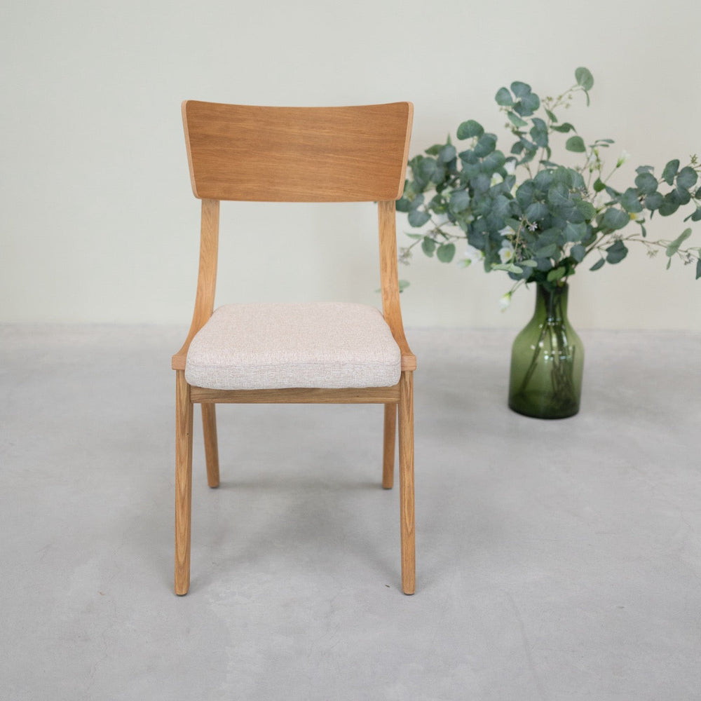Chaise en bois massif de chêne