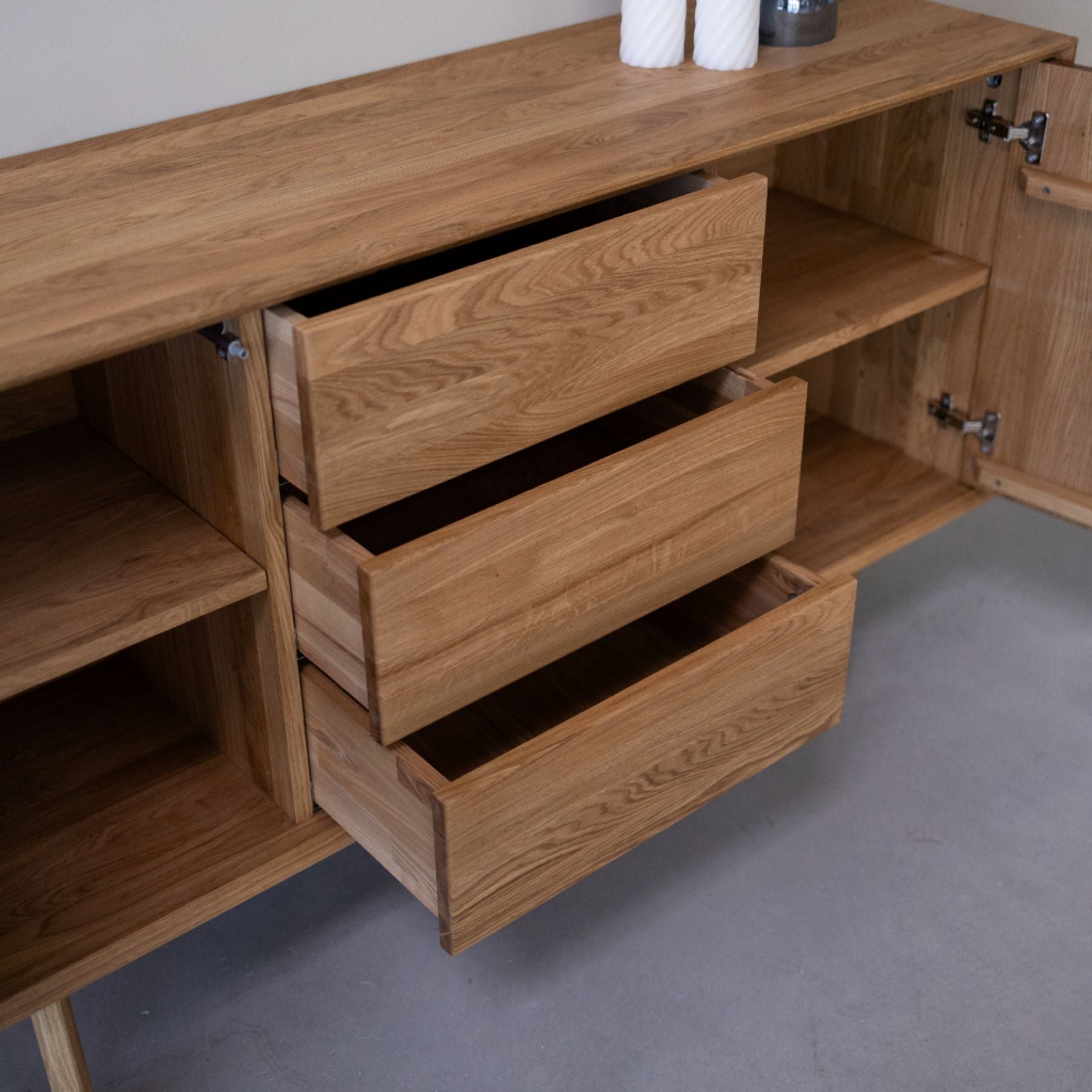  veskor- comoda- madera- maciza- roble -nordico- escnadinavo-  retro- kodama 3