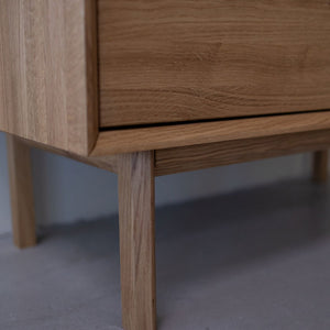 veskor- comoda-madera- maciza- roble-nordico- escnadinavo-kodama