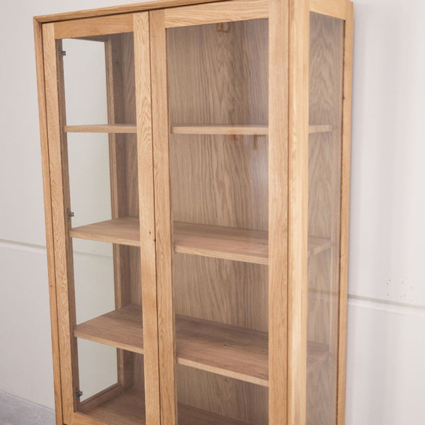 kodama-mobel.store-veskor-vitrina-de-madera-maciza-roble-VK02VT_1