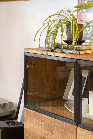 NordicStory Comoda Aparador de madera maciza roble con patas de metal negro Moritz