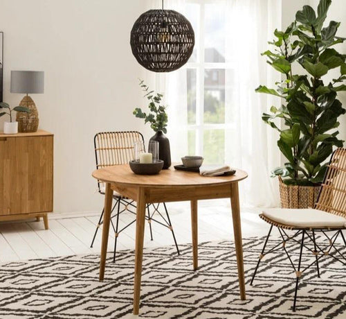 Table à manger ronde extensible en chêne massif Escandi 6 – 93-123 x 93 x 75 cm - NordicStory