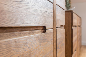 NordicStory Comoda de madera maciza de roble 