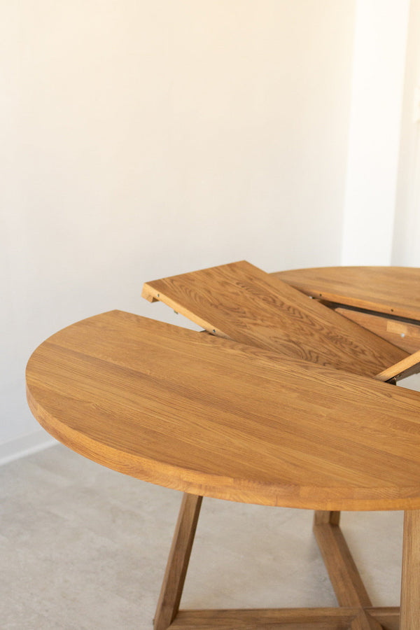 Table à manger ronde extensible en chêne massif MOBY - NordicStory