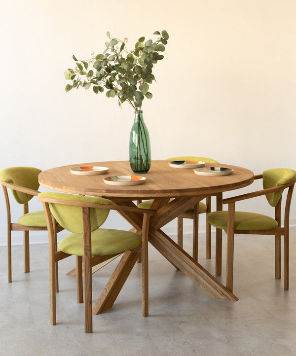 NordicStory Mesa de comedor redonda y extensible de madera maciza de roble "Holger" 140-190 x 140 x 76cm.
