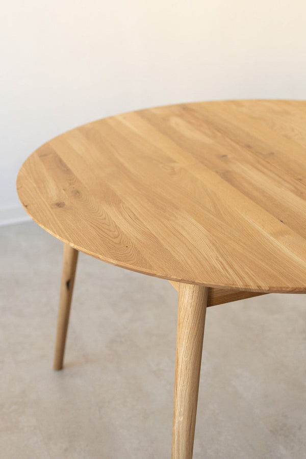 NordicStory Mesa extensible de comedor de madera maciza de roble "Escandi 4" 120-155 x 120 x 75 cm.