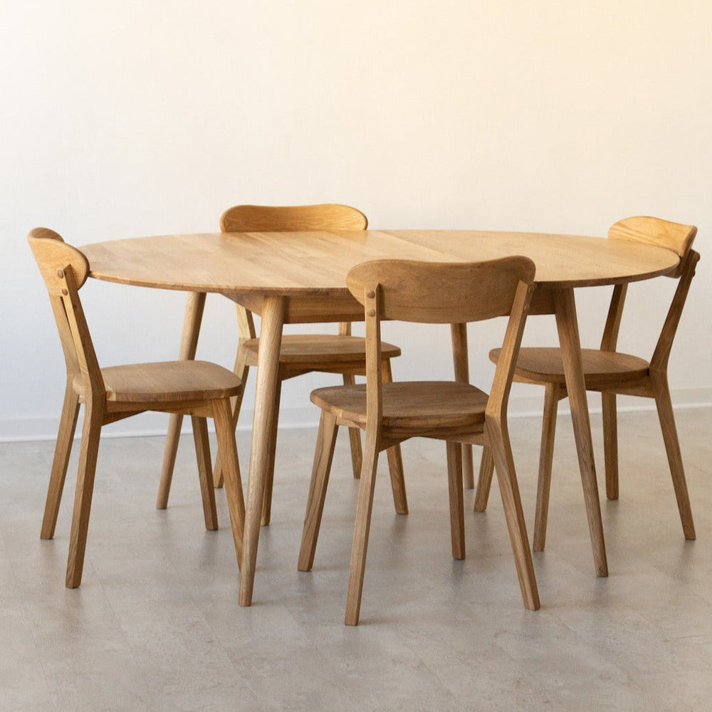 NordicStory Mesa extensible de comedor de madera maciza de roble "Escandi 4" 120-155 x 120 x 75 cm.