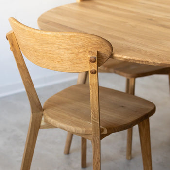 NordicStory Pack de 4 chaises de salle à manger en chêne massif Isku