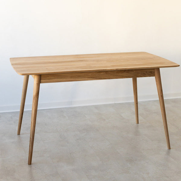 Table à manger fixe rectangulaire en bois massif de chêne Escandi 1