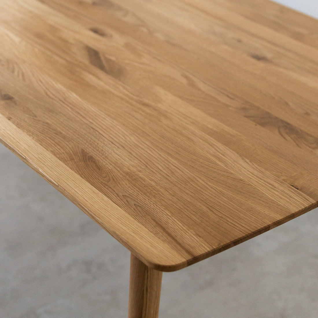 Table à manger fixe rectangulaire en bois massif de chêne Escandi 1