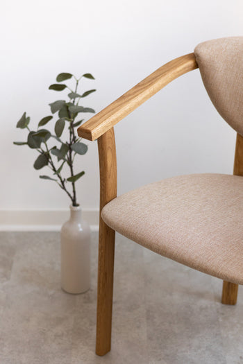NordicStory Pack de 4 chaises de salle à manger Alexis, cadre en chêne massif, tapisserie beige
