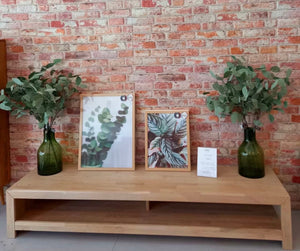 Meuble TV en bois massif de chêne Kaira – 100/140x 50 x 35 cm - NordicStory